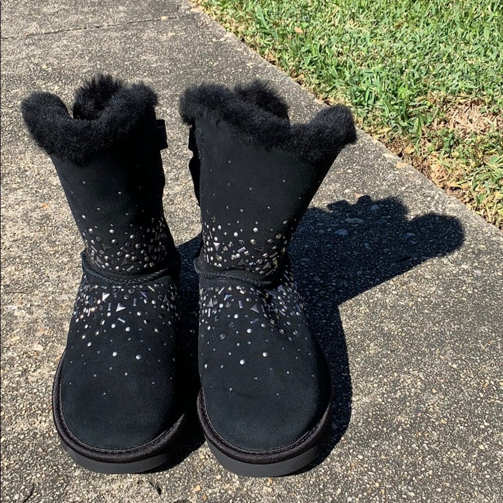 Never Worn NO BOX Black Classic Galaxy Bling Boot